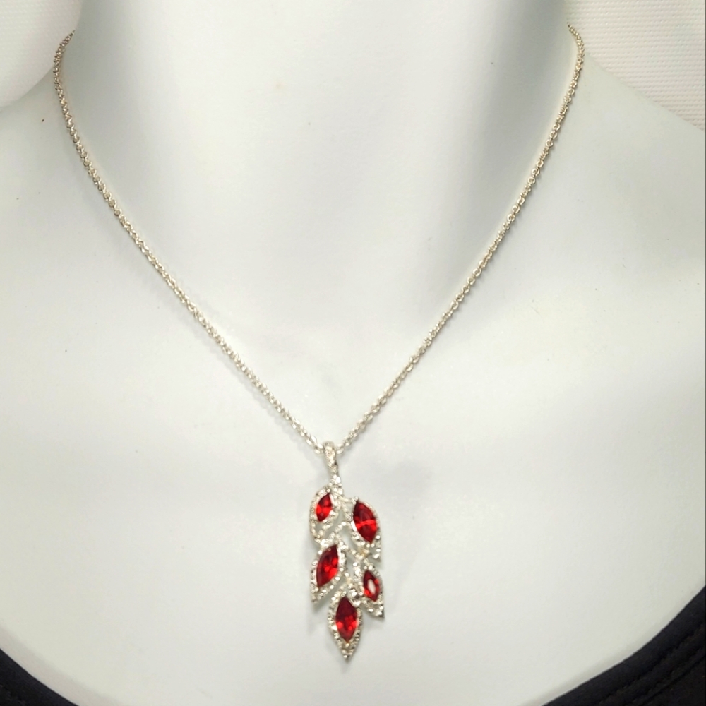 SAQ Silver Tone Red Ruby Rhinestone Leaf Pendant Necklace